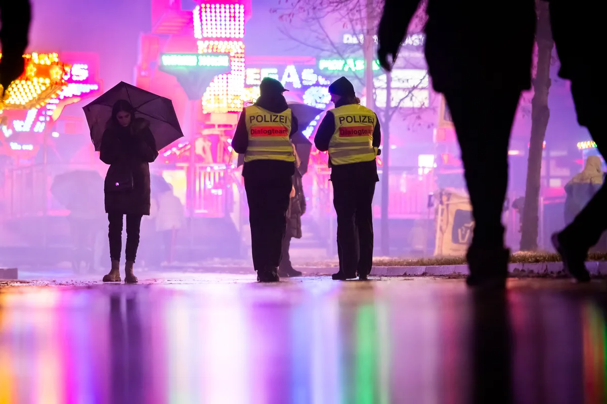 Dialogteam der Stadtpolizei Uster am Ustermärt 2023